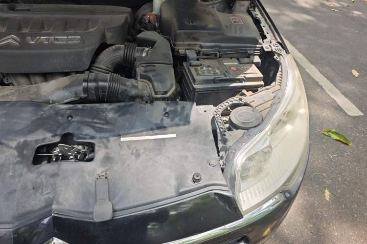 Used Citroen C5 2012 2.3L Automatic Zunyu Version Engine Bay Left