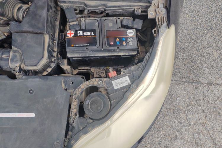 Used Citroen C5 2012 2.0L Automatic Luxury Edition Engine Bay Left