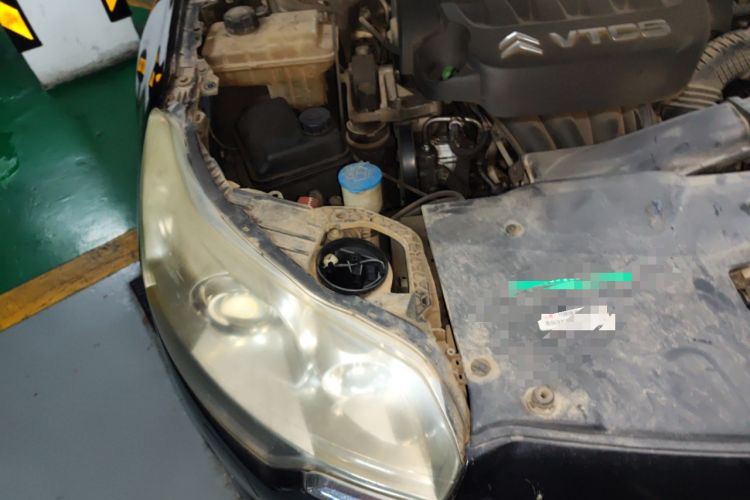 Used Citroen C5 2012 2.3L Automatic Prestige Edition Engine Bay Right