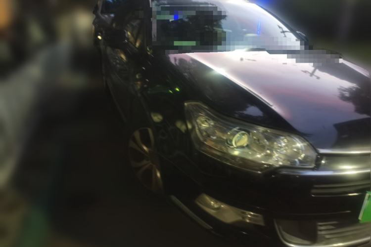Used Citroen C5 2012 2.3L Prestige Version 20th Anniversary Edition Front Right 45 Deg