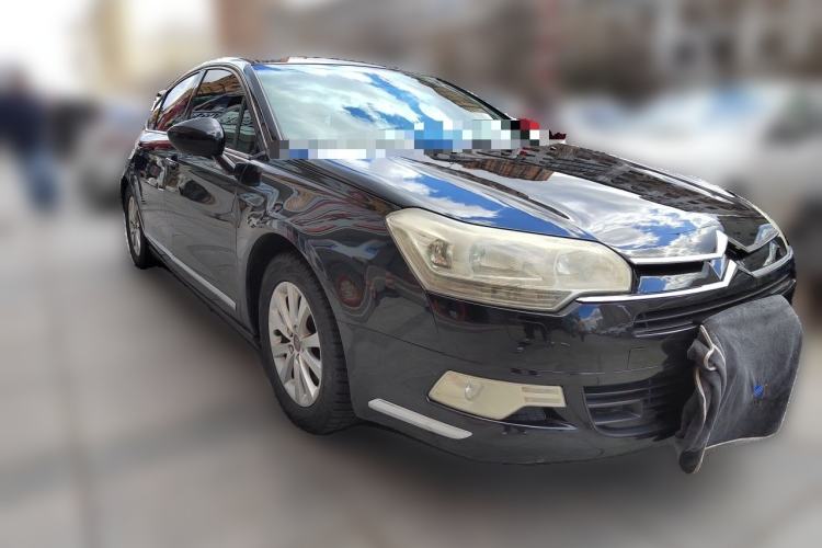 Used Citroen C5 2012 2.0L Automatic Luxury Edition Front Right 45 Deg