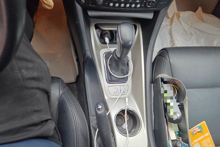 Used Citroen C5 2012 2.0L Automatic Luxury Edition Gear Lever