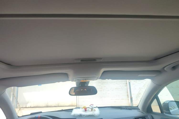 Used Citroen C5 2012 2.3L Automatic Zunyu Version Headliner