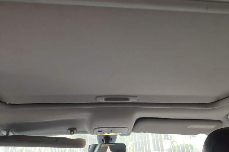 Used Citroen C5 2012 2.0L Automatic Luxury Edition Headliner