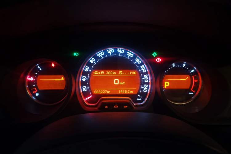Used Citroen C5 2012 2.0L Automatic Luxury Edition Instrument Cluster