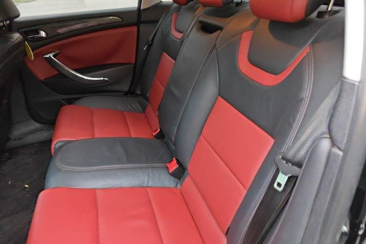 Used Citroen C5 2012 2.3L Prestige Version 20th Anniversary Edition Left Rear Seat