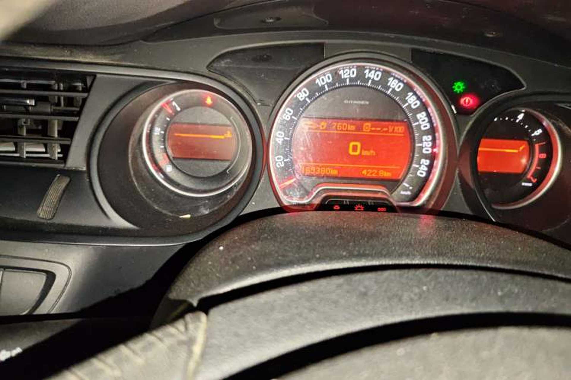 Used Citroen C5 2012 2.3L Automatic Prestige Edition Odometer Close Up