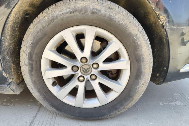 Used Citroen C5 2012 2.0L Automatic Luxury Edition Right Front Wheel Hub