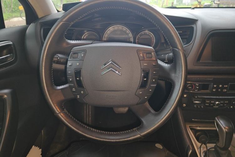 Used Citroen C5 2012 3.0L Automatic Flagship Edition Steering Wheel