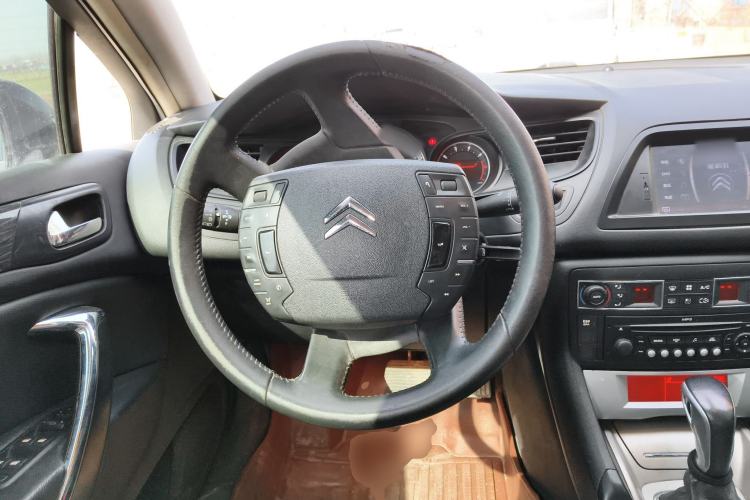 Used Citroen C5 2012 2.0L Automatic Luxury Edition Steering Wheel