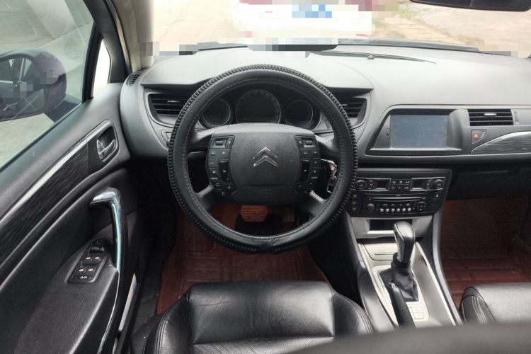 Used Citroen C5 2012 2.0L Automatic Luxury Edition Steering Wheel