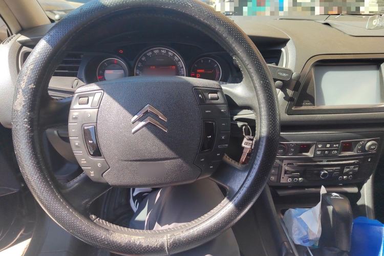 Used Citroen C5 2012 2.0L Automatic Luxury Edition Steering Wheel