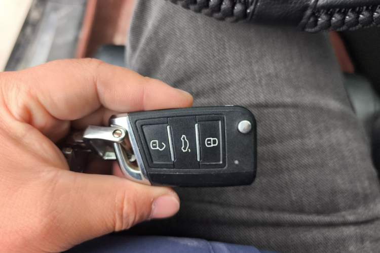 Used Citroen C5 2012 2.0L Automatic Luxury Edition Vehicle Key