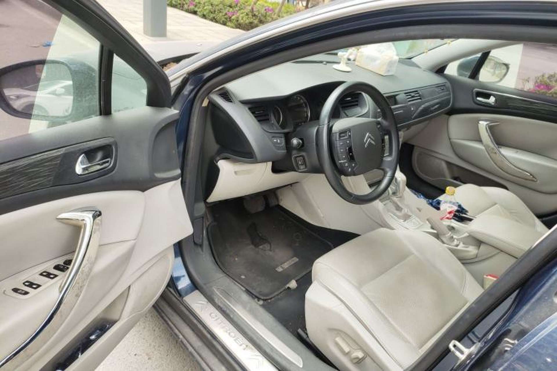 Used Citroen C5 2012 2.0L Automatic Luxury Edition Driver Seat