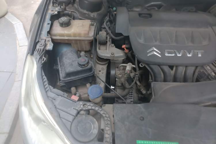 Used Citroen C5 2012 2.0L Automatic Luxury Edition Engine Bay Right