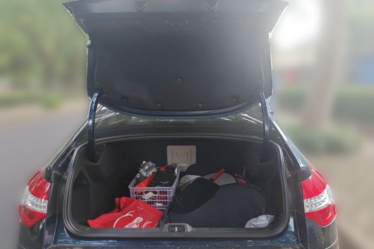 Used Citroen C5 2012 2.3L Automatic Prestige Edition Trunk