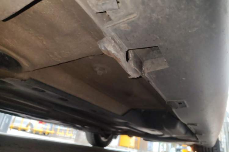 Used Citroen C5 2012 2.0L Automatic Luxury Edition Chassis Front Left