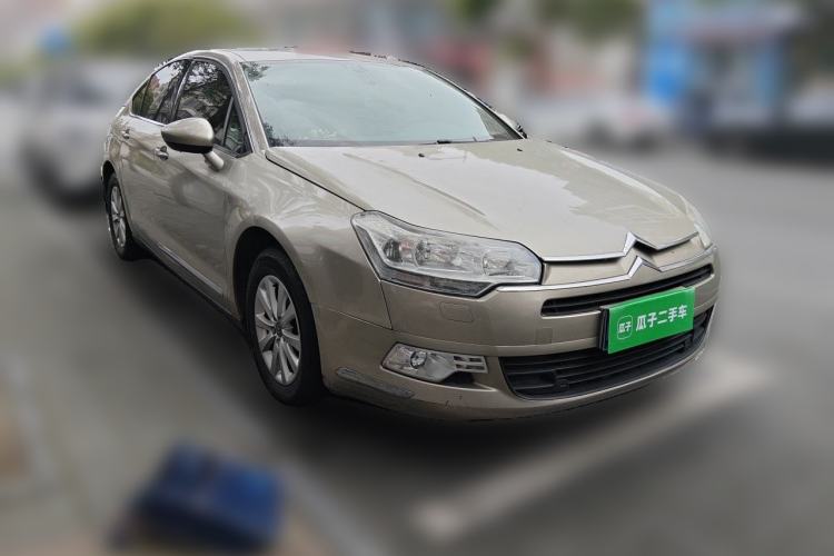 Used Citroen C5 2012 2.0L Automatic Luxury Edition Front Right 45 Deg