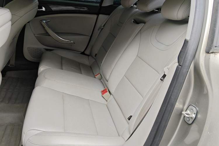 Used Citroen C5 2012 2.0L Automatic Luxury Edition Left Rear Seat
