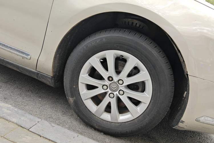 Used Citroen C5 2012 2.0L Automatic Luxury Edition Right Front Wheel Hub