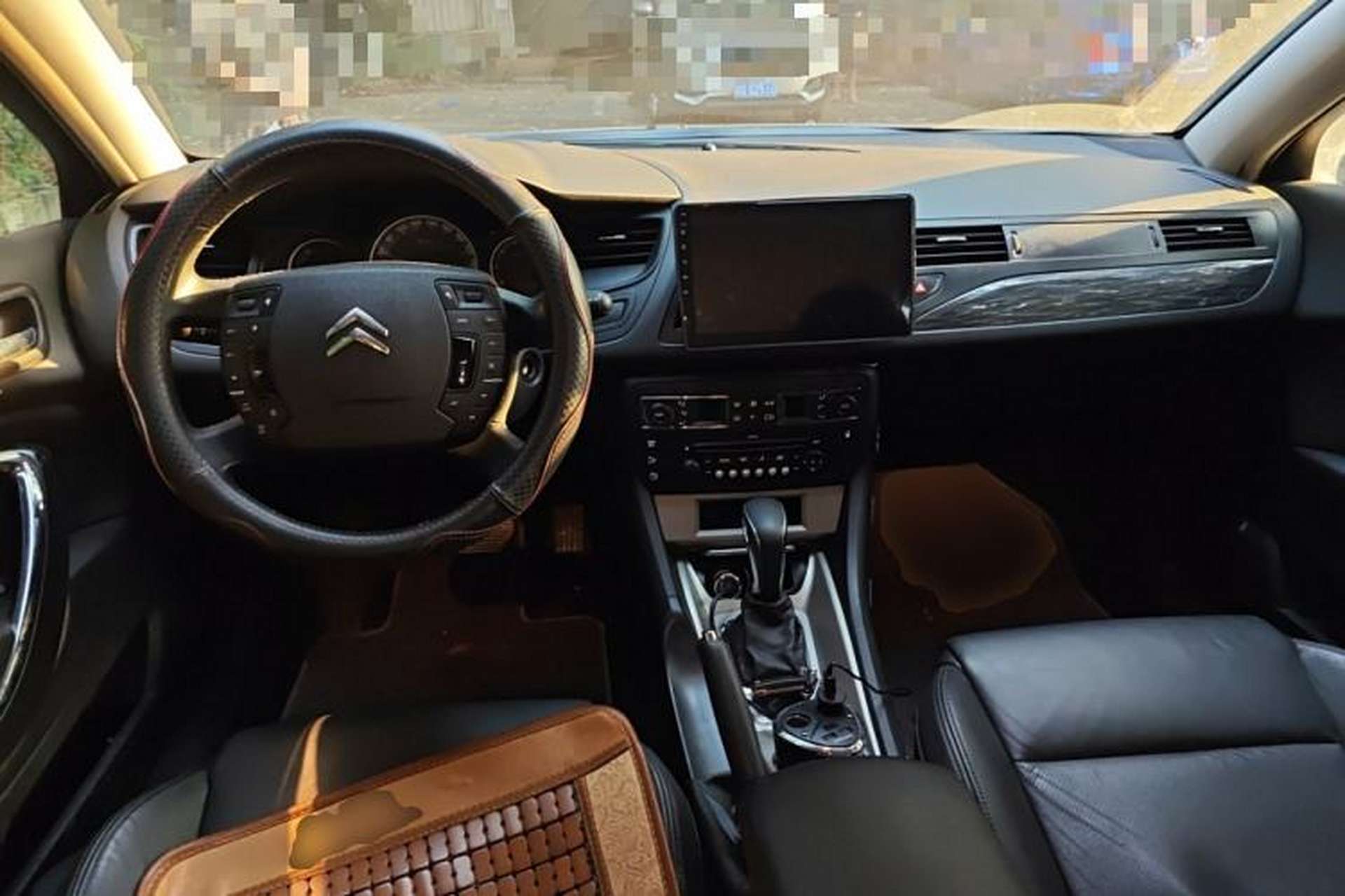 Used Citroen C5 2012 2.0L Automatic Luxury Edition Center Console