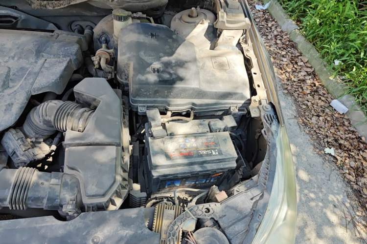 Used Citroen C5 2012 2.0L Automatic Luxury Edition Engine Bay Left