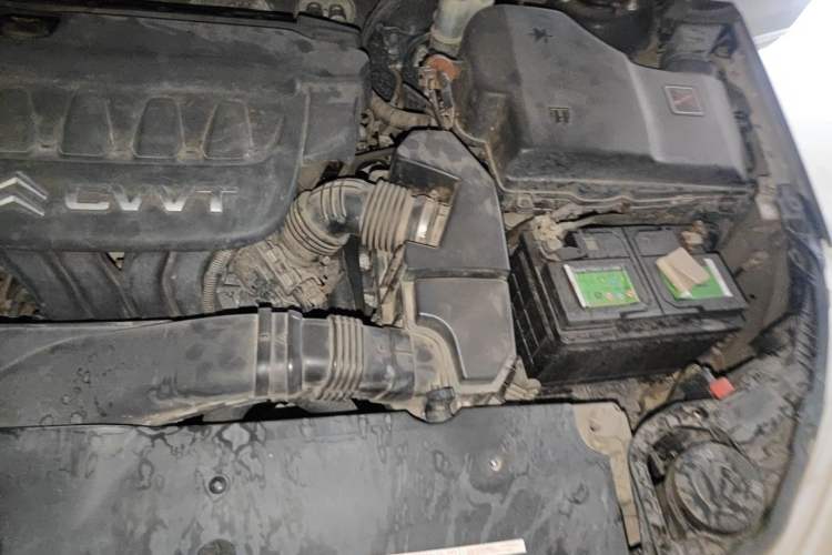 Used Citroen C5 2012 2.0L Automatic Luxury Edition Engine Bay Left