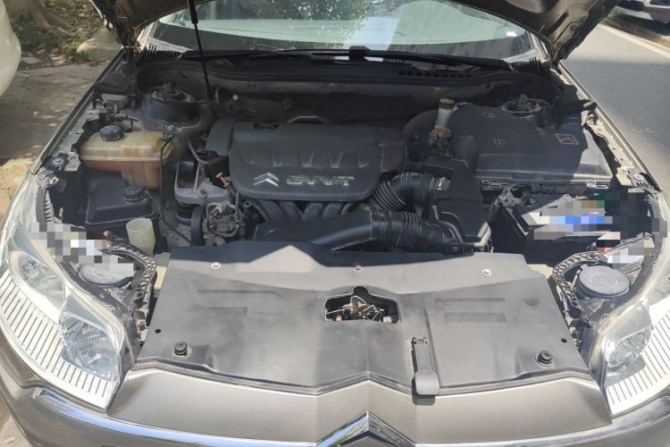 Used Citroen C5 2012 2.0L Automatic Luxury Edition Engine Bay