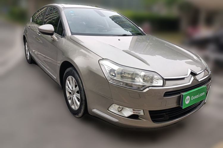 Used Citroen C5 2012 2.0L Automatic Luxury Edition Front Right 45 Deg