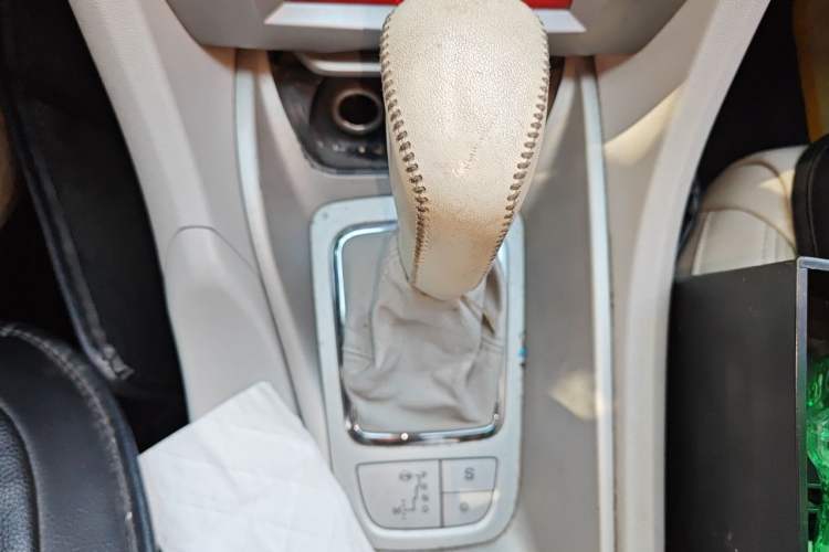 Used Citroen C5 2012 2.0L Automatic Luxury Edition Gear Lever