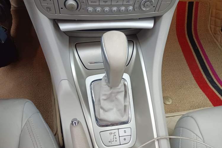 Used Citroen C5 2012 2.0L Automatic Luxury Edition Gear Lever