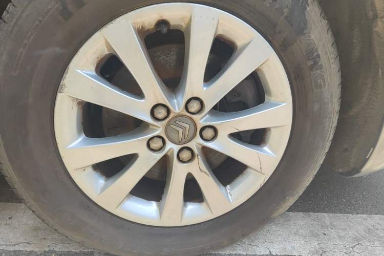 Used Citroen C5 2012 2.0L Automatic Luxury Edition Right Front Wheel Hub
