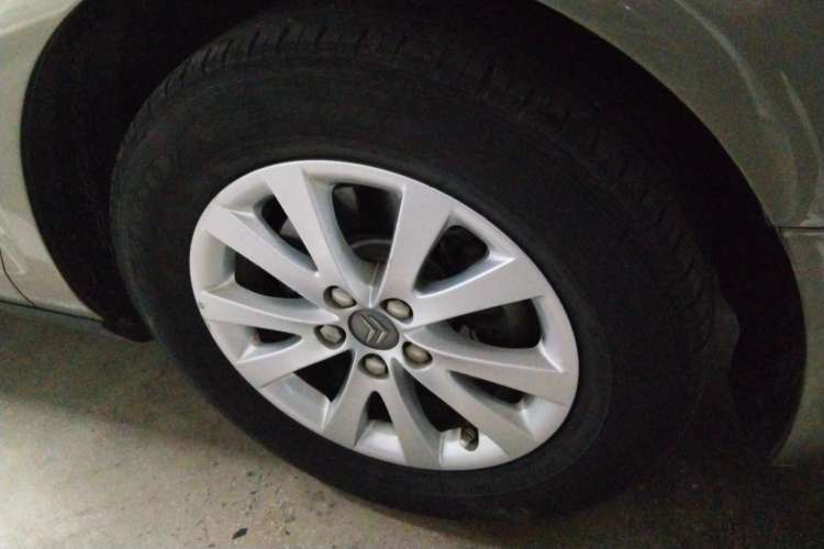 Used Citroen C5 2012 2.0L Automatic Luxury Edition Right Rear Wheel Hub
