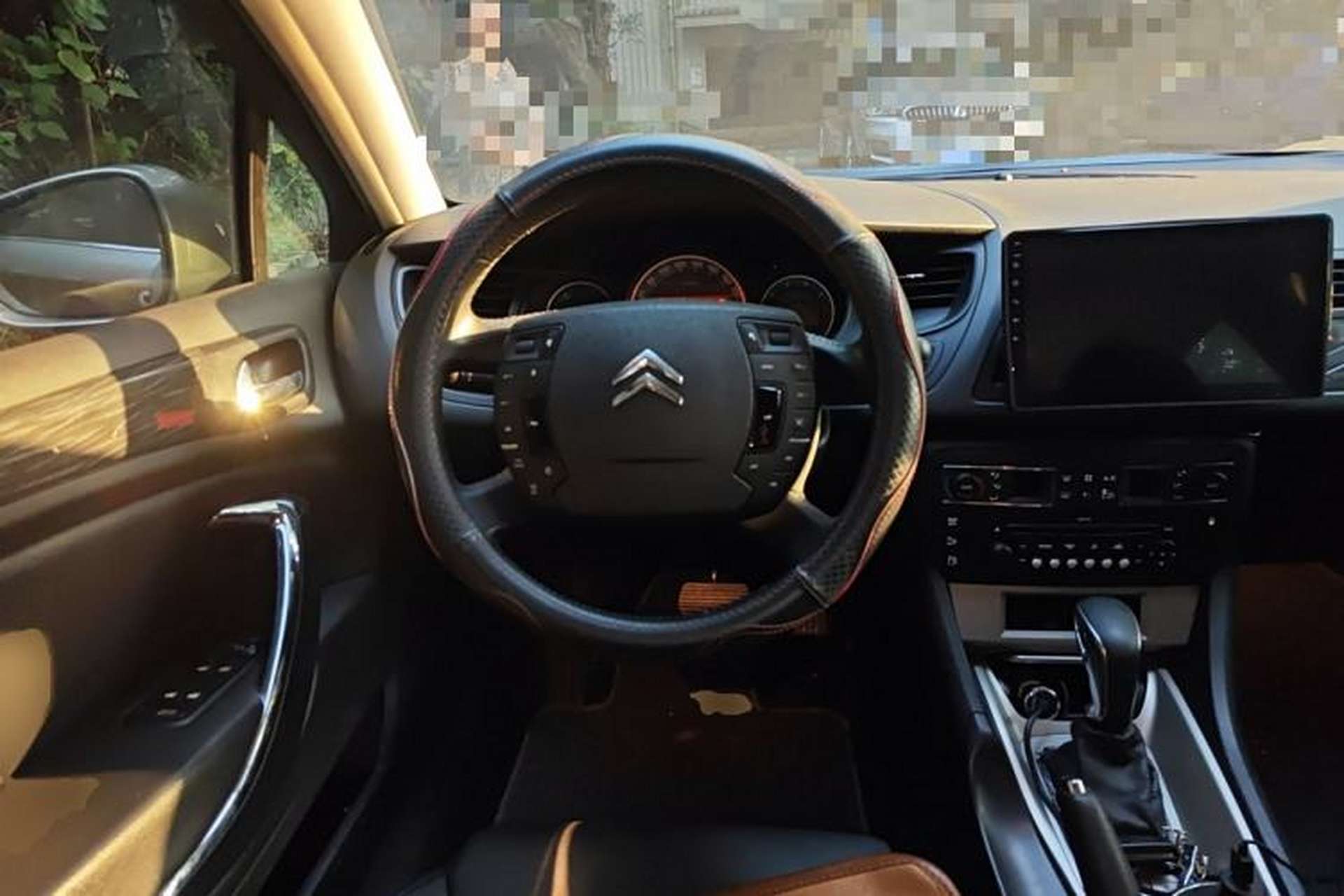 Used Citroen C5 2012 2.0L Automatic Luxury Edition Steering Wheel
