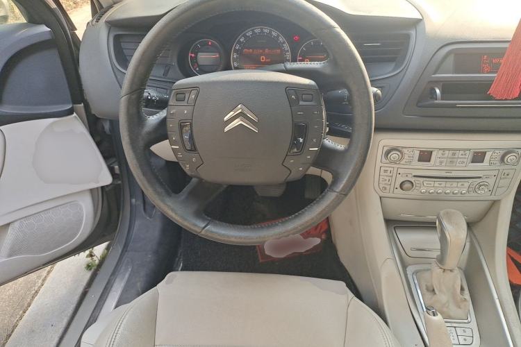 Used Citroen C5 2012 2.0L Automatic Luxury Edition Steering Wheel