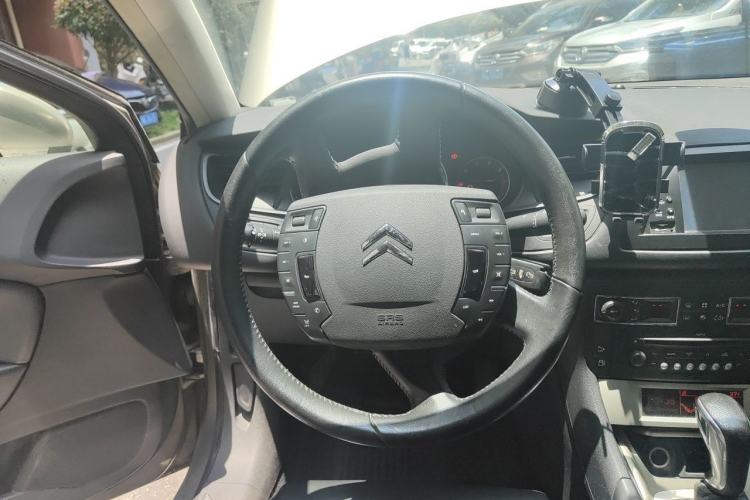 Used Citroen C5 2012 2.0L Automatic Luxury Edition Steering Wheel