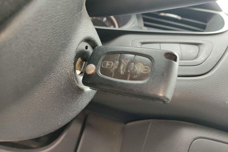 Used Citroen C5 2012 2.0L Automatic Luxury Edition Vehicle Key