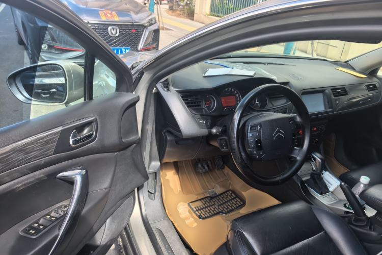 Used Citroen C5 2012 2.0L Automatic Luxury Edition Driver Seat