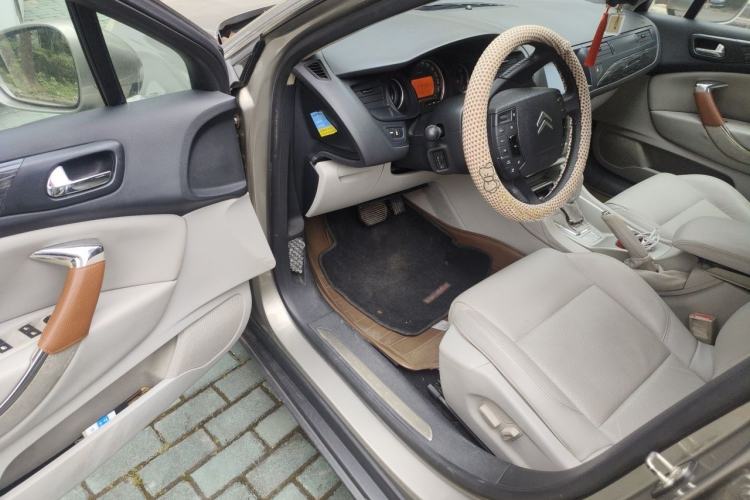 Used Citroen C5 2012 2.0L Automatic Luxury Edition Driver Seat