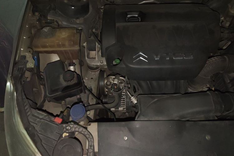 Used Citroen C5 2012 2.3L Automatic Prestige Edition Engine Bay Right