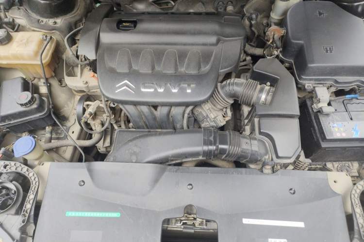 Used Citroen C5 2012 2.0L Automatic Luxury Edition Engine Bay