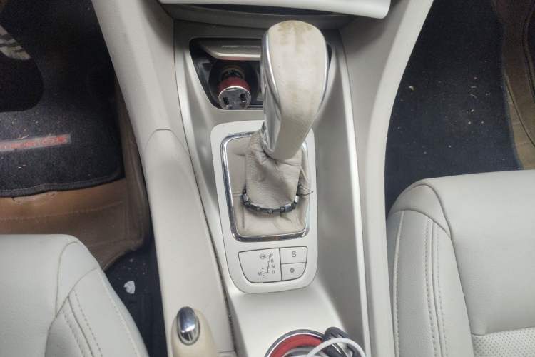 Used Citroen C5 2012 2.0L Automatic Luxury Edition Gear Lever