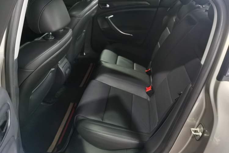 Used Citroen C5 2012 2.0L Automatic Luxury Edition Left Rear Seat