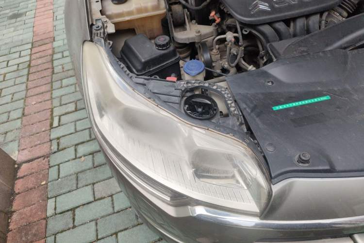 Used Citroen C5 2012 2.0L Automatic Luxury Edition Right Front Headlight