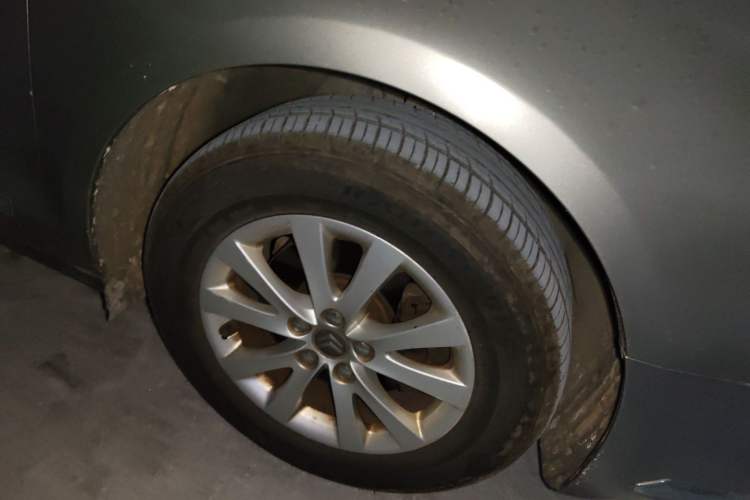 Used Citroen C5 2012 2.0L Automatic Luxury Edition Right Front Wheel Hub