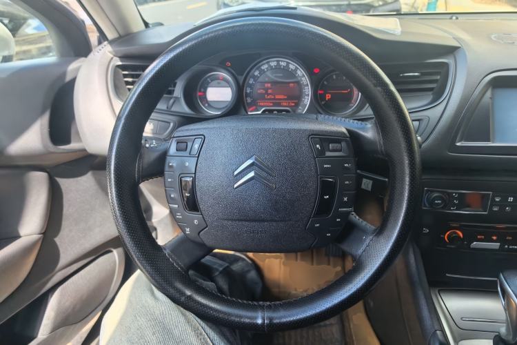 Used Citroen C5 2012 2.0L Automatic Luxury Edition Steering Wheel