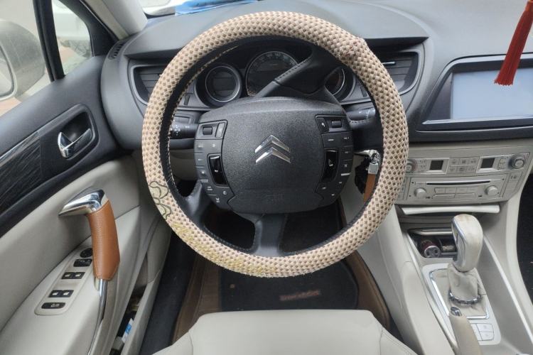 Used Citroen C5 2012 2.0L Automatic Luxury Edition Steering Wheel