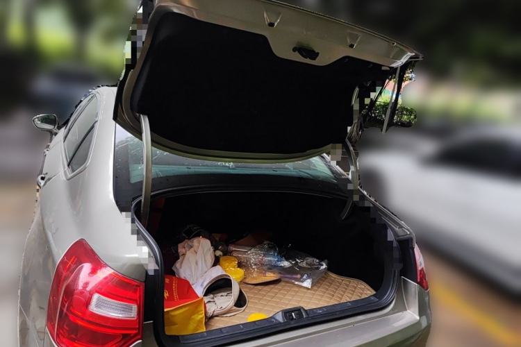Used Citroen C5 2012 2.3L Automatic Prestige Edition Trunk