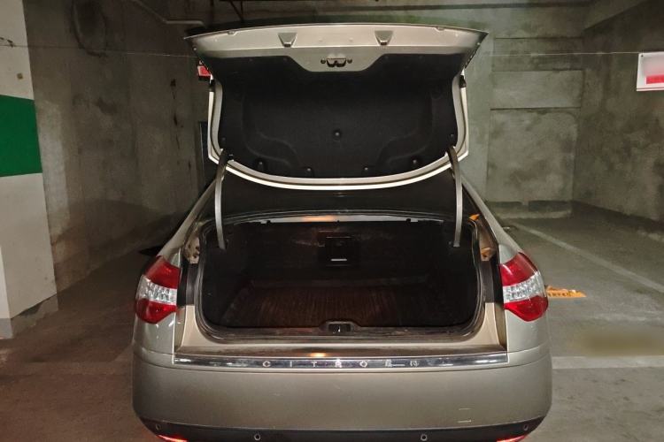 Used Citroen C5 2012 2.3L Automatic Prestige Edition Trunk