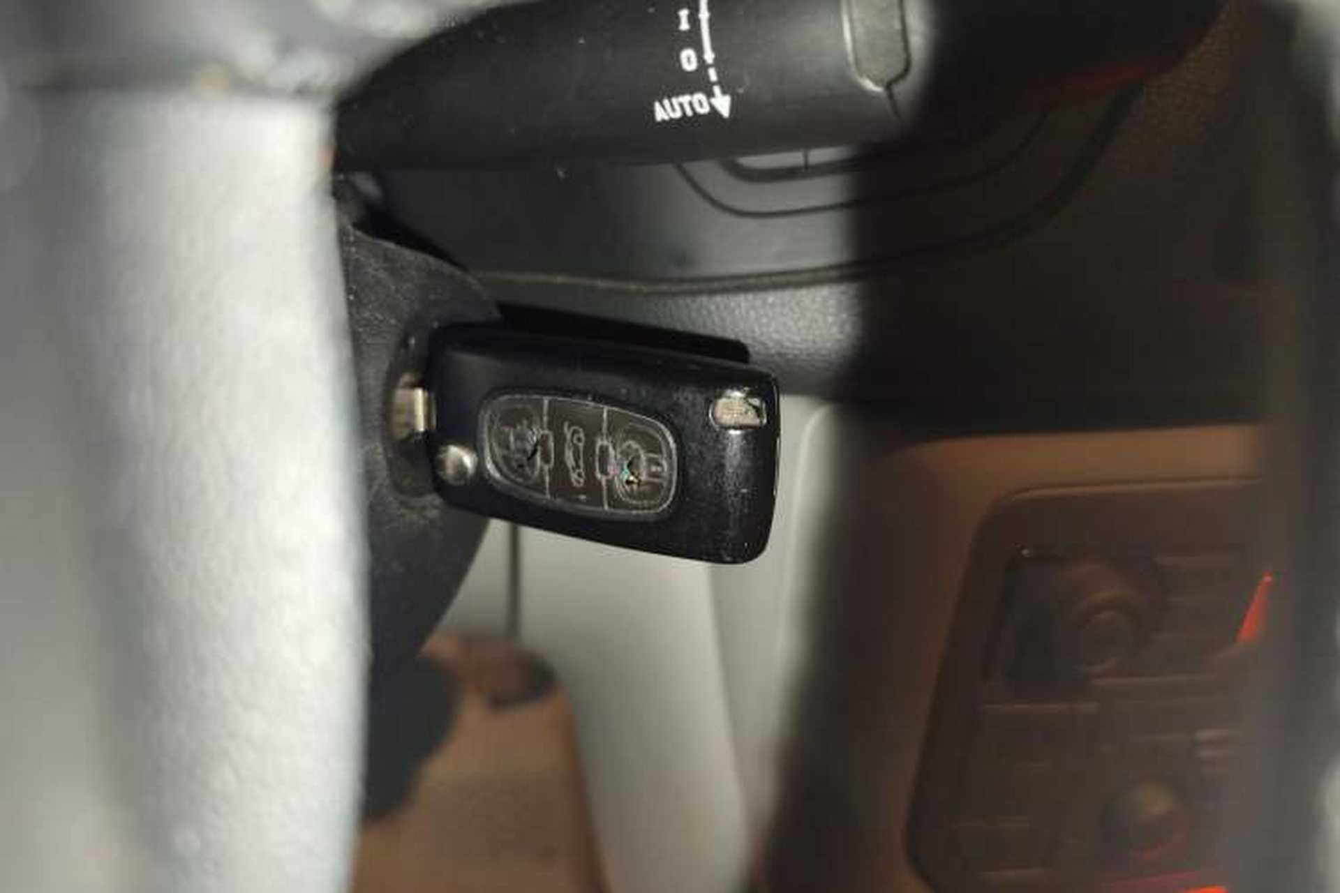 Used Citroen C5 2012 2.0L Automatic Luxury Edition Vehicle Key